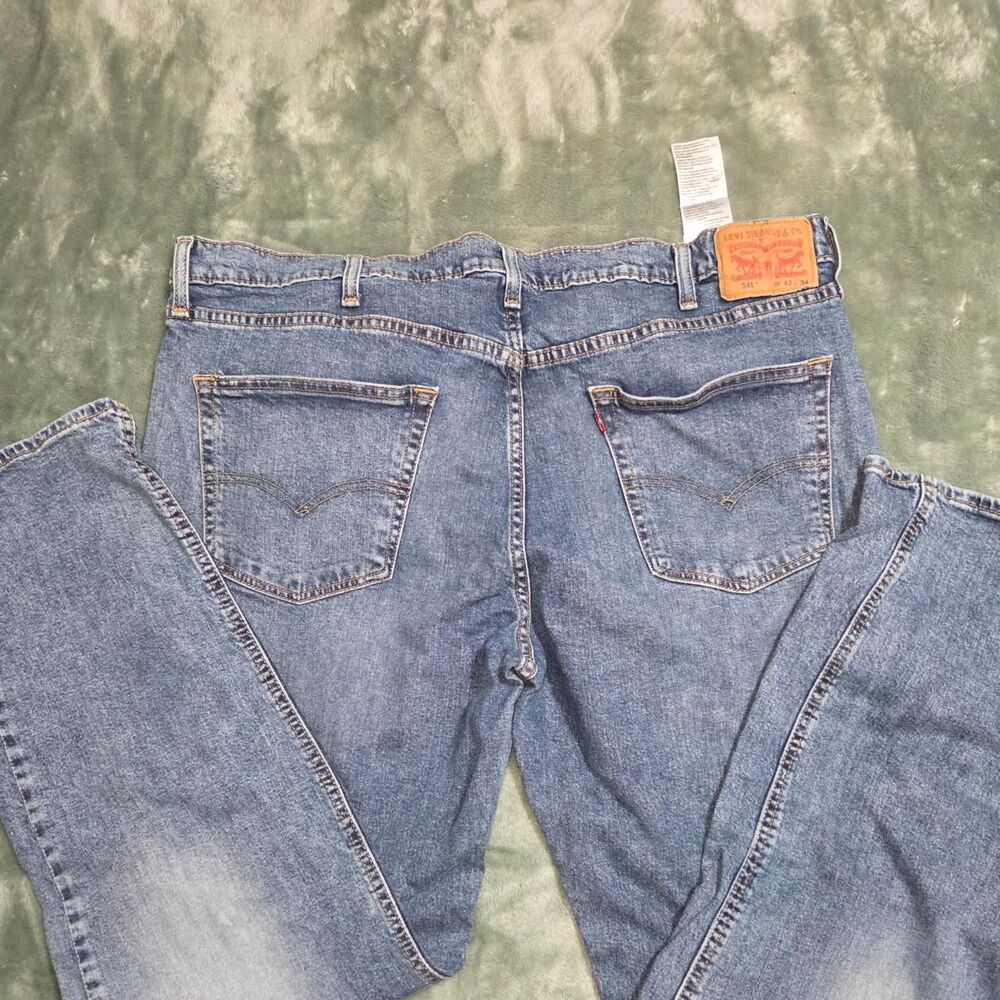 Levi-s Men's Blue and Navy Jeans